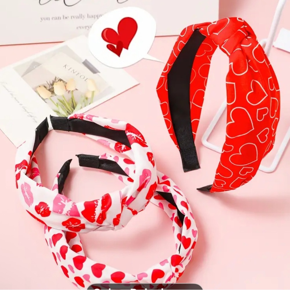 Heart and Lip Print Headbands Set - Picture 3 of 5